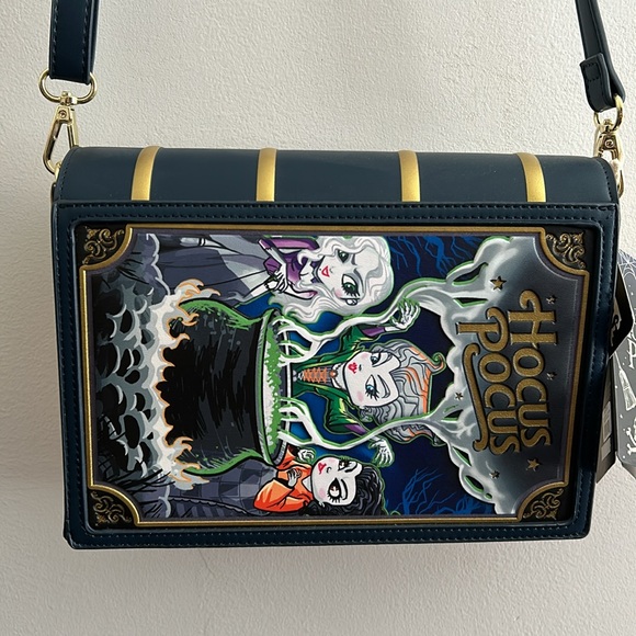 Loungefly Disney Glow In The Dark Hocus Pocus Book Crossbody Bag - Picture 6 of 11
